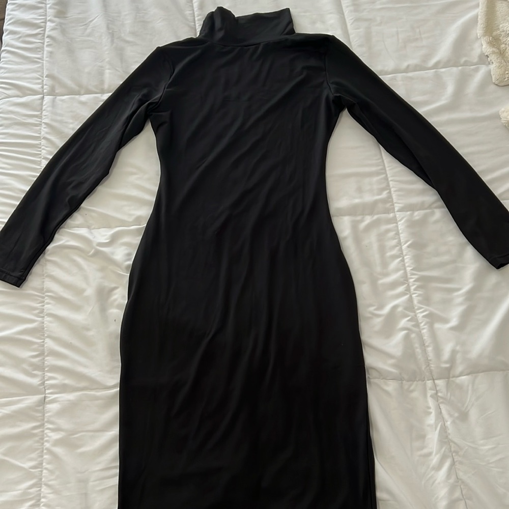 Turtleneck long sleeve maxi dress size Small